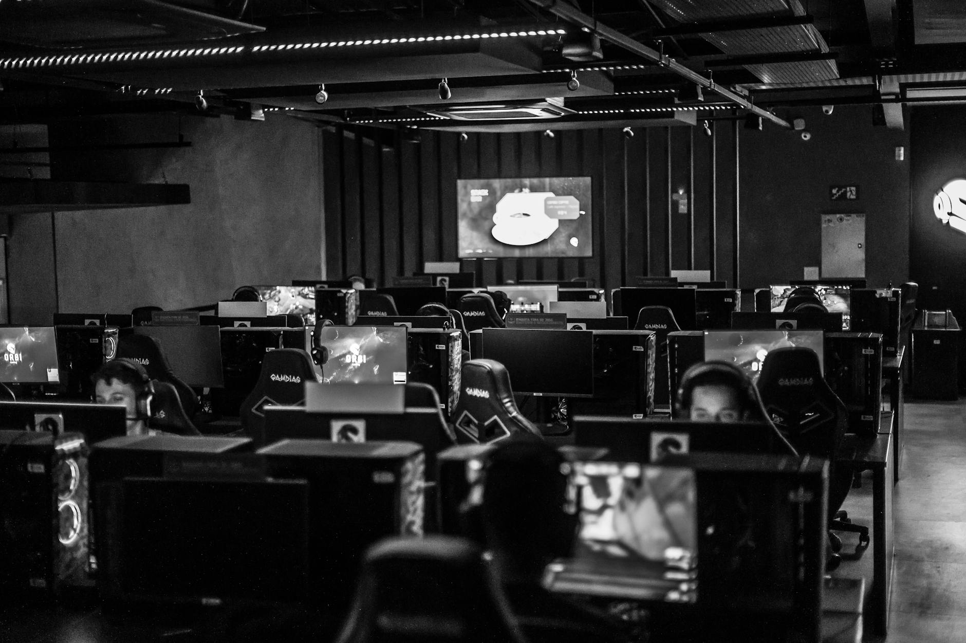 Το Χάος του Gaming: Αστείες Στιγμές στο Spamhouse